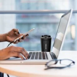 Volcan RVS Koffiebeker To Go - Thermosbeker - Theebeker - Coffee - Zwart -Keukengerei Winkel 1199x1200 6