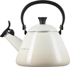 Le Creuset Fluitketel Kone - Meringue -Keukengerei Winkel 1200x1145 3
