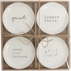 Bord Set Van 4 Stuks ø15cm . Met Tekst Geniet / Lekker/ Vandaag Is Mijn Lievelingsdag /hondje Gusta -Keukengerei Winkel 1200x1194 14