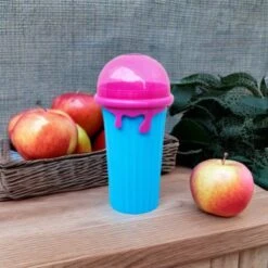 Frozen Magic Slushy Maker - Slush Puppy Maker - IJscrusher - Slush Puppy Beker - Slushy Puppy Maker - Slush Puppy Machine - Slush Maker - Slushy Cup - Tiktok - Blauw -Keukengerei Winkel 1200x1200 1325