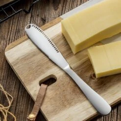 Merkloos Zilverkleurige 3-delige Botermessen Set - Roestvrijstaal - Messenset Voor De Boter - 3 X 20,8 X 1,6 Cm -Keukengerei Winkel 1200x1200 1782