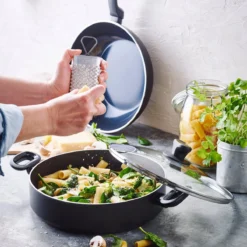 Greenpan Torino Keramische Hapjespan - 28 Cm - Met Glazen Deksel -Keukengerei Winkel 1200x1200 365