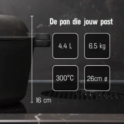 Daumonet Ducasse Gietijzeren Double Use Braadpan - Combi Sudderpan Zwart - 2-in-1 Bak- En Braadpan - PFAS & PFOA Vrij - Rond - Ø 26 Cm - 4,4 Liter - Emaille - Alle Warmtebronnen - Elektrisch - Gas - Halogeen - Inductie - Keramisch -Keukengerei Winkel 1200x1200 619