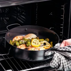 GreenPan Copenhagen Stoofpan Met Deksel En Extra Handvat 28cm/4.3L -Keukengerei Winkel 1200x1200 700