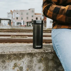 Kambukka Olympus Thermosbeker 500 Ml - Makkelijk Reinigen - Lekvrije Koffiebeker - RVS - Darkness -Keukengerei Winkel 1200x1200 978