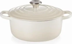 Le Creuset Braadpan Signature Meringue - ø 24 Cm / 4.2 Liter -Keukengerei Winkel 1200x744