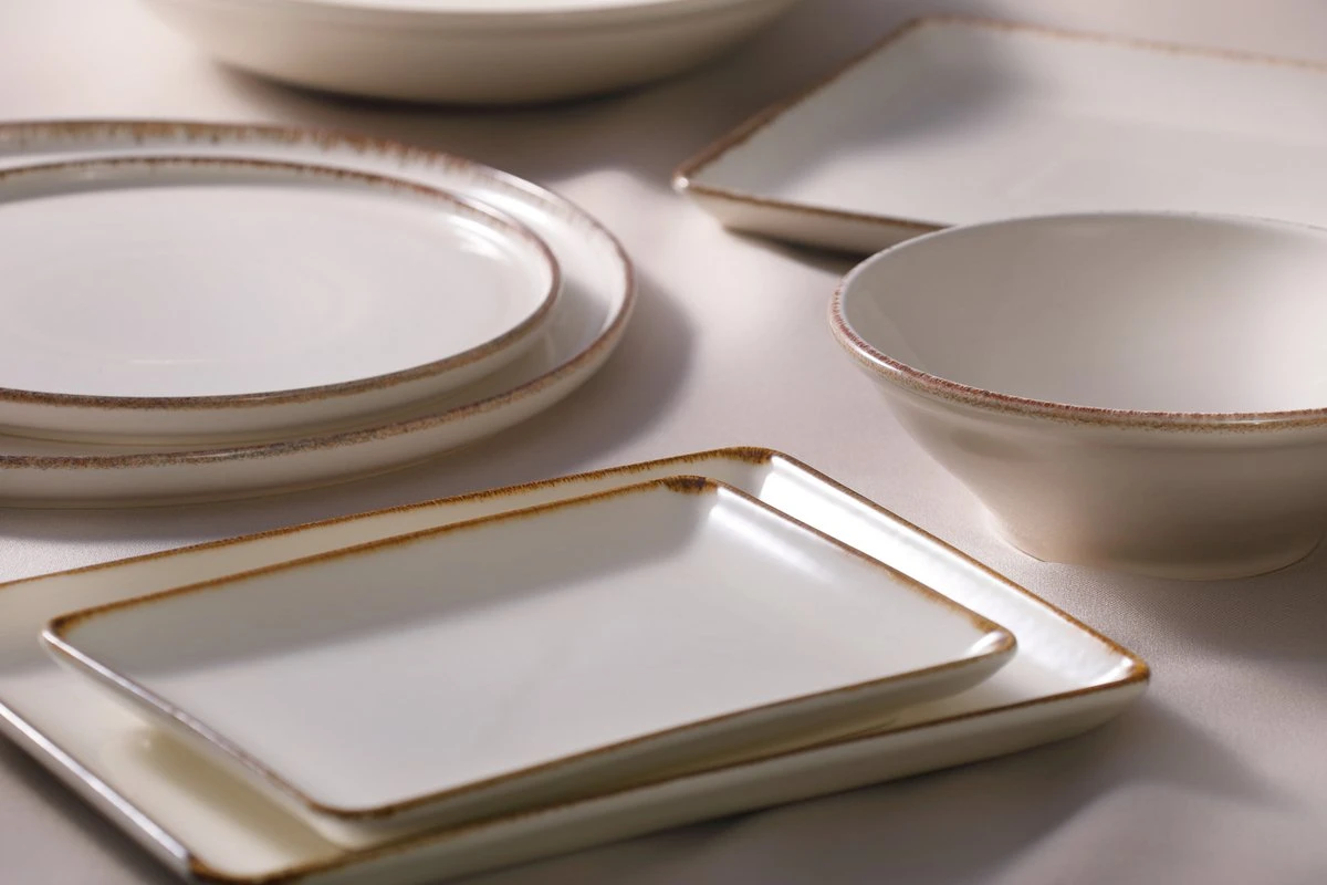 Maastricht Porselein Serviesset Akoya Porselein 6-persoons 24-delig Offwhite 4 Maastricht Porselein Serviesset Akoya Porselein 6-persoons 24-delig Offwhite - Afbeelding 4