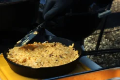 The Windmill Koekenpan Skillet Extra - 31,5 Cm - Gietijzer Zwart -Keukengerei Winkel 1200x800 6