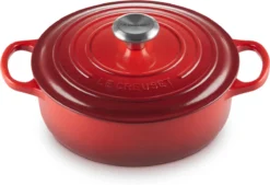 Le Creuset - Gietijzeren - Lage Braadpan - 24cm - Kersenrood -Keukengerei Winkel 1200x821 2