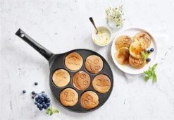 Royal Swiss Crêpemaker - Pancake Pannenkoeken 7 Kop - Marmeren Anti Aanbaklaag Met Smiley -Keukengerei Winkel 1200x824 1