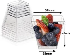 Merkloos Kleine Amuse Bakjes Voor Dessert/IJs/Fruit/Hapjes/Tapas/Toetje/Gebakje/Taartje - Herbruikbare Amusebakjes Van Kunststof - Afwasmachinebestendig - 70ML - Vierkant - 25 Stuks - Transparant Met Zilveren Glitter -Keukengerei Winkel 1200x943 4