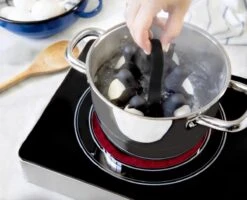 Peleg Design Egguins Eierhouder -Keukengerei Winkel 1200x973 4