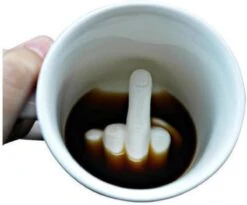 Merkloos Middelvinger Koffiemok - Grappig - Creatief - Perfect Cadeau - Humor - Thee - Melk - Keramiek 8 Merkloos Middelvinger Koffiemok - Grappig - Creatief - Perfect Cadeau - Humor - Thee - Melk - Keramiek -Keukengerei Winkel 1200x997 3