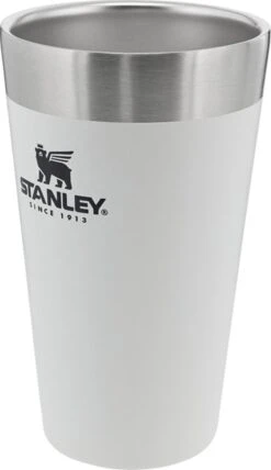 Stanley The Stacking Beer Pint 0,47l - Beker - Hammertone Green -Keukengerei Winkel 692x1200 2