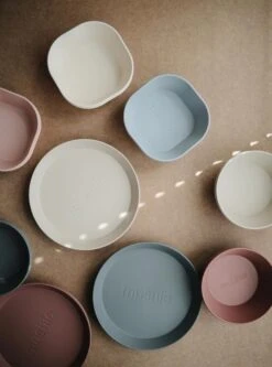 Siliconen Kommen - Mushie - Vanille - Set 2 39 Siliconen Kommen - Mushie - Vanille - Set 2 -Keukengerei Winkel 891x1200